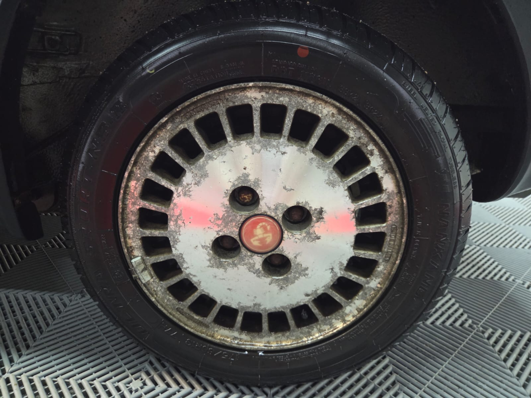 Fiat Uno — 27
