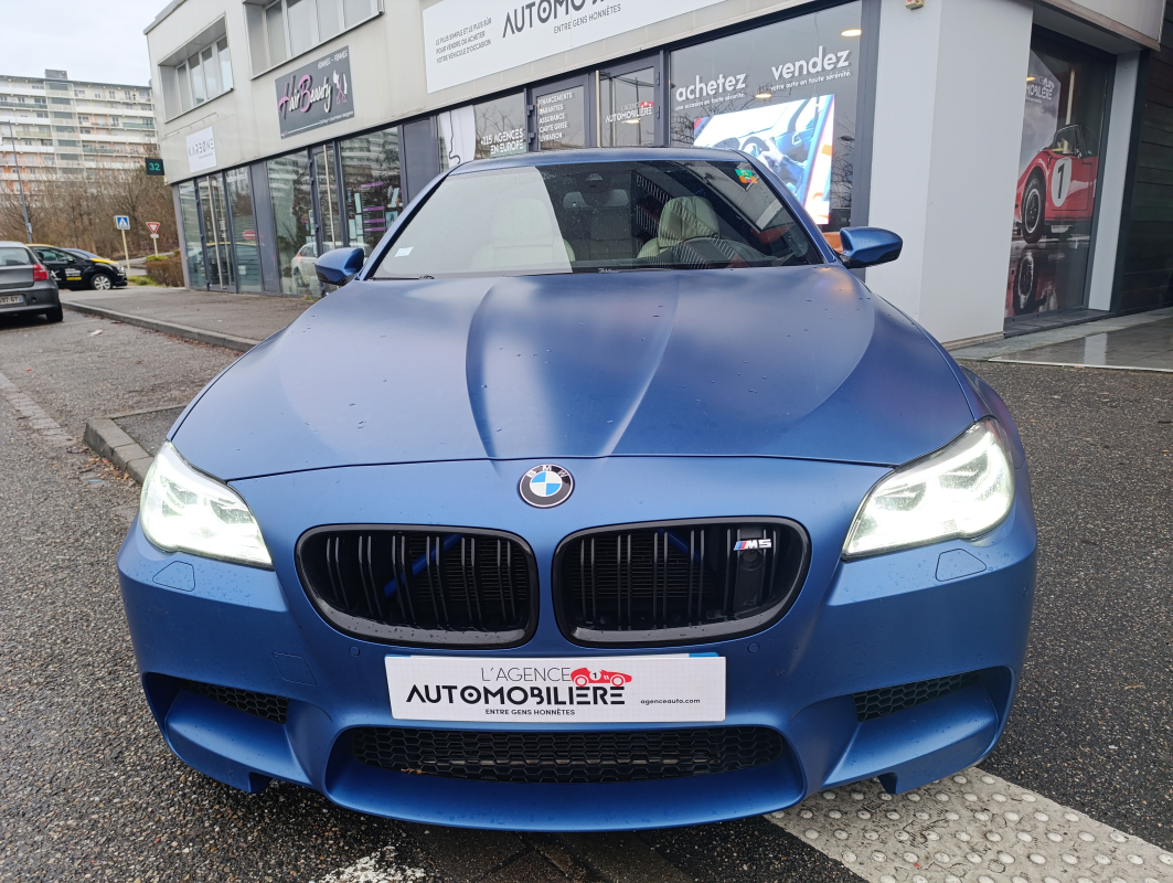 Bmw M5 — 2