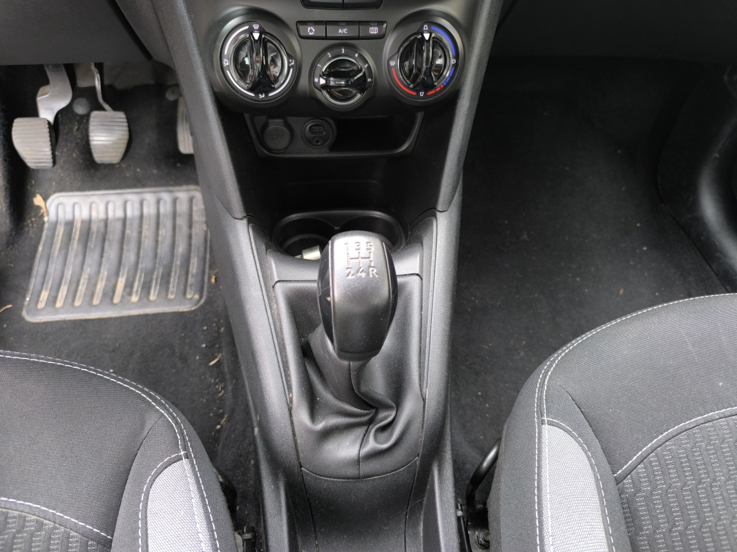 Peugeot 208 — 20
