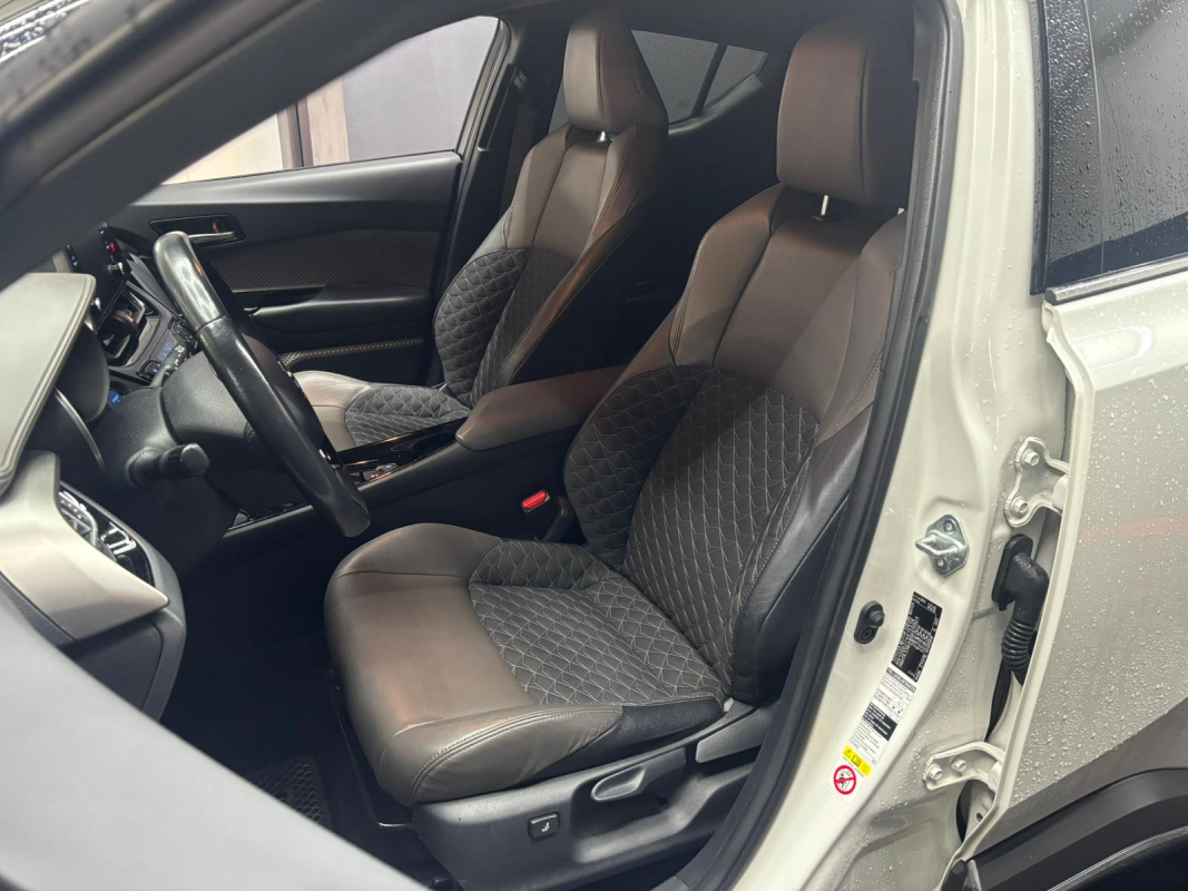 Toyota C-HR — 13