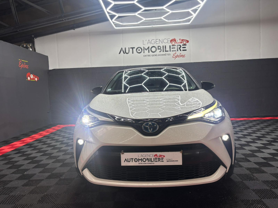 Toyota C-HR — 2