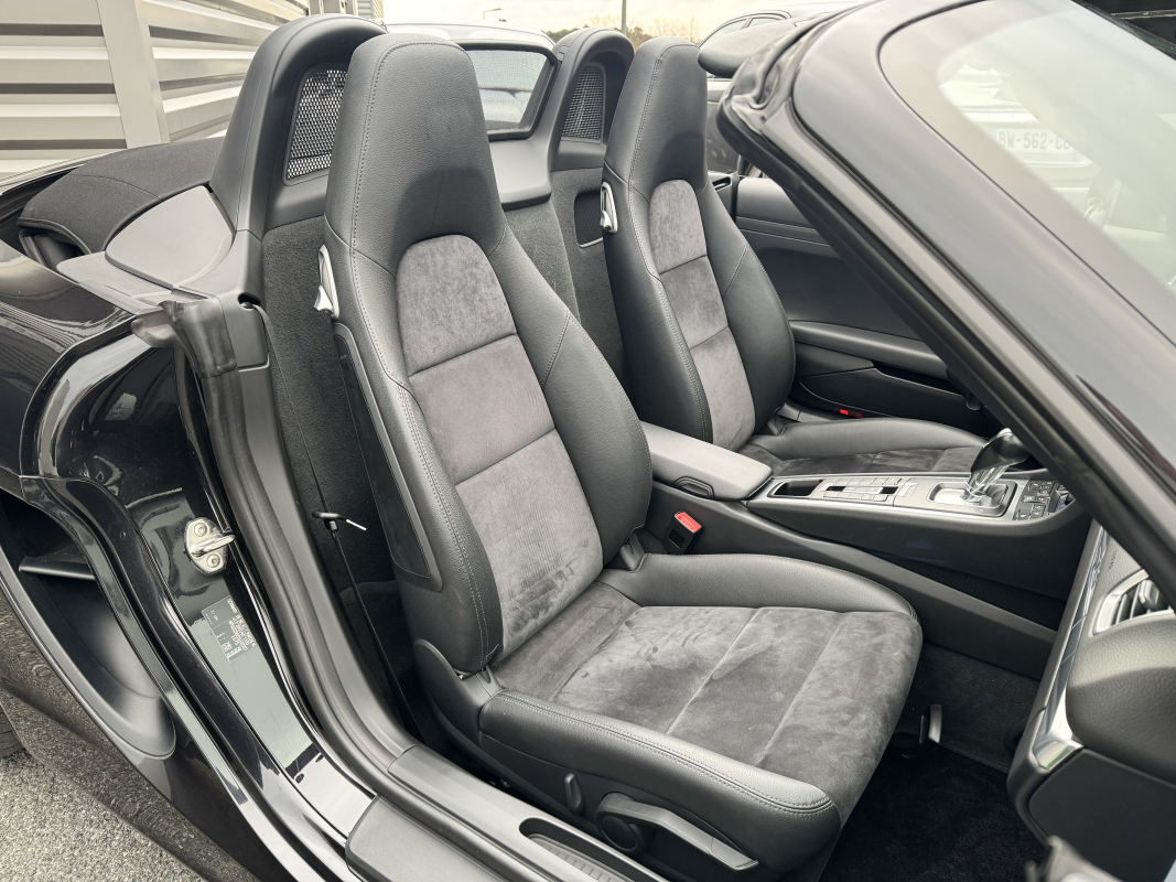 Porsche Boxster — 16