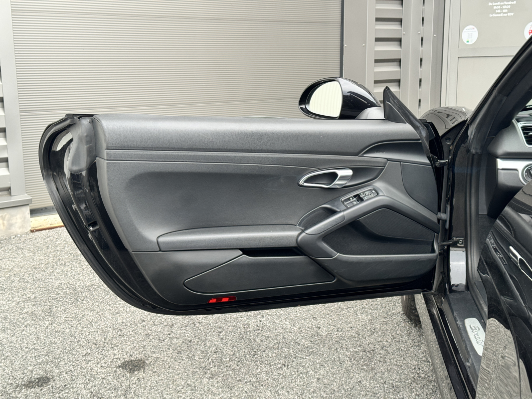 Porsche Boxster — 24