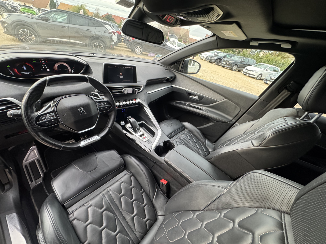 Peugeot 3008 — 9