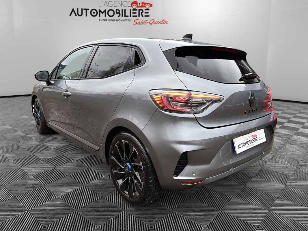 Renault Clio — 5