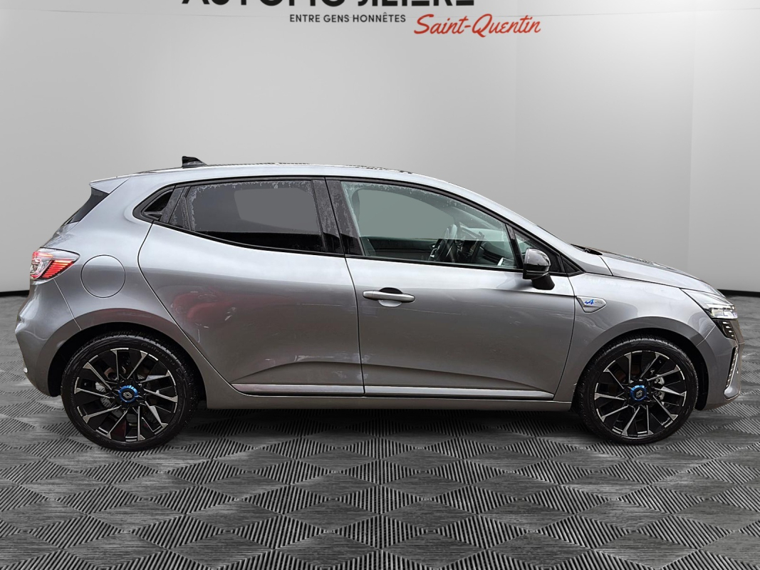 Renault Clio — 30