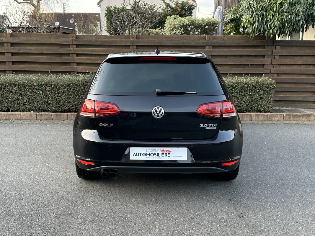 Volkswagen Golf — 4