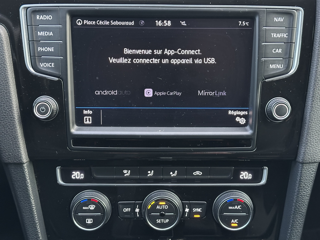 Volkswagen Golf — 18
