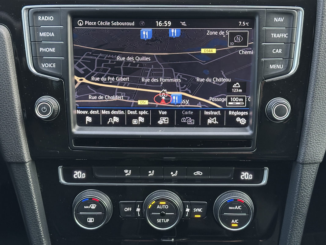 Volkswagen Golf — 19