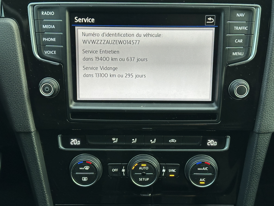 Volkswagen Golf — 23