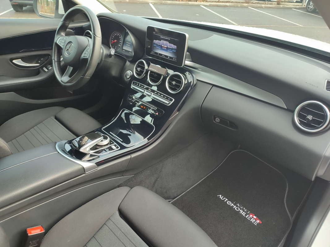 Mercedes Classe C — 14