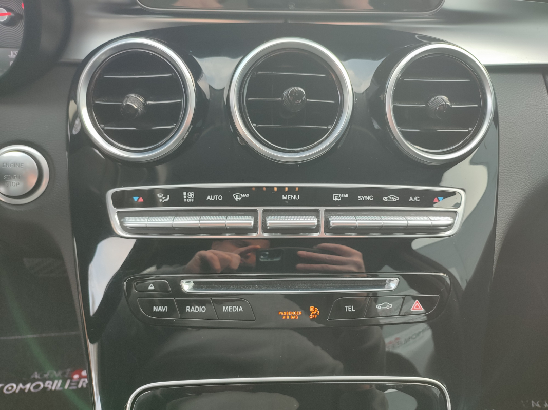 Mercedes Classe C — 19