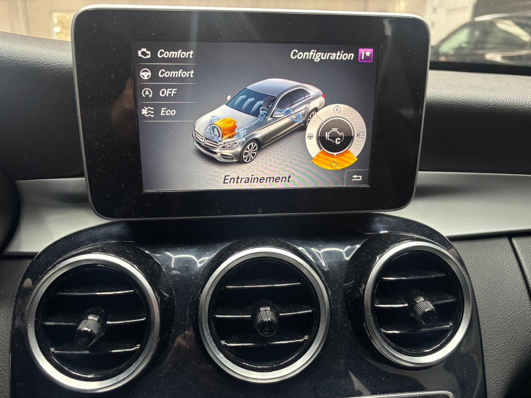 Mercedes Classe C — 16