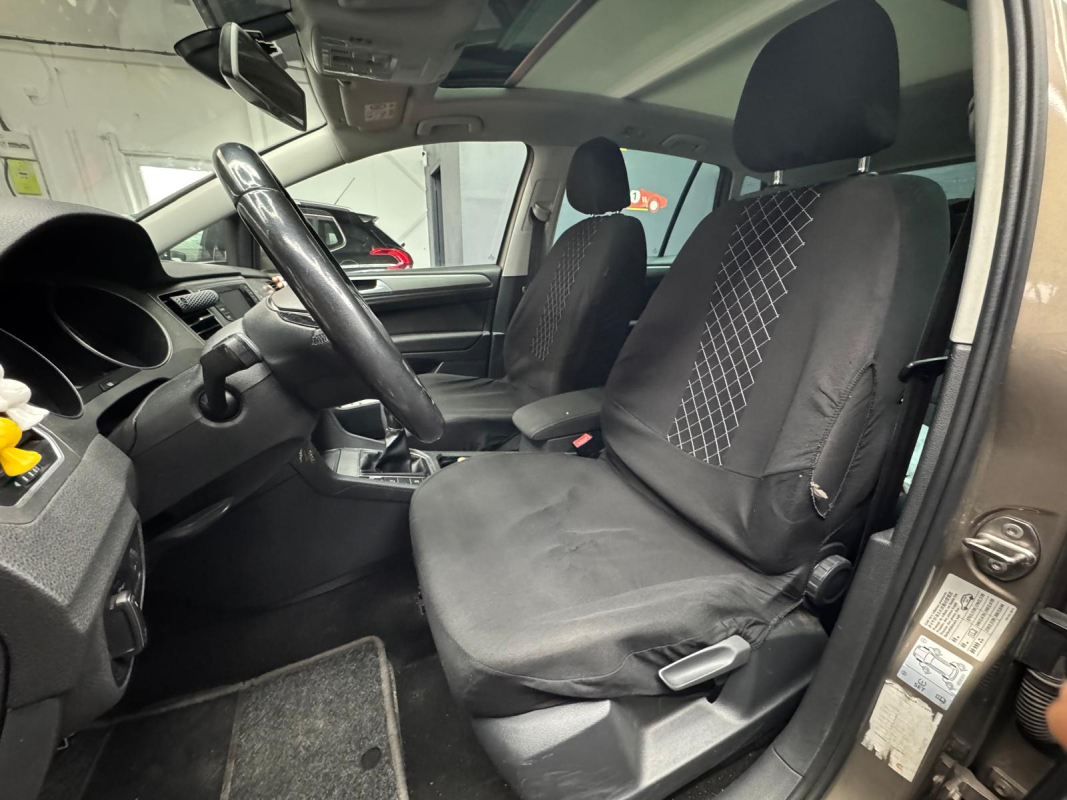 Volkswagen Golf Sportsvan — 10
