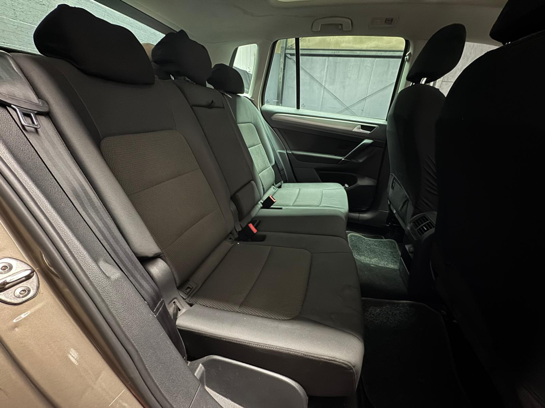 Volkswagen Golf Sportsvan — 13