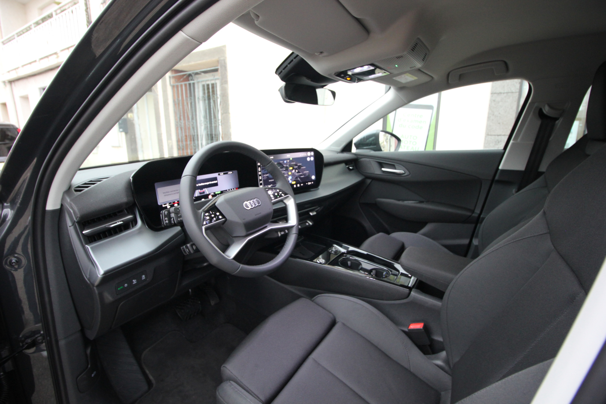 Audi Q3 — 10