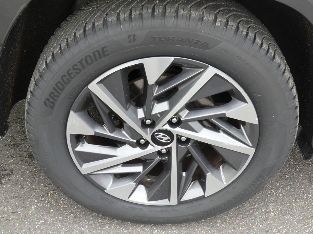 Hyundai Tucson — 26