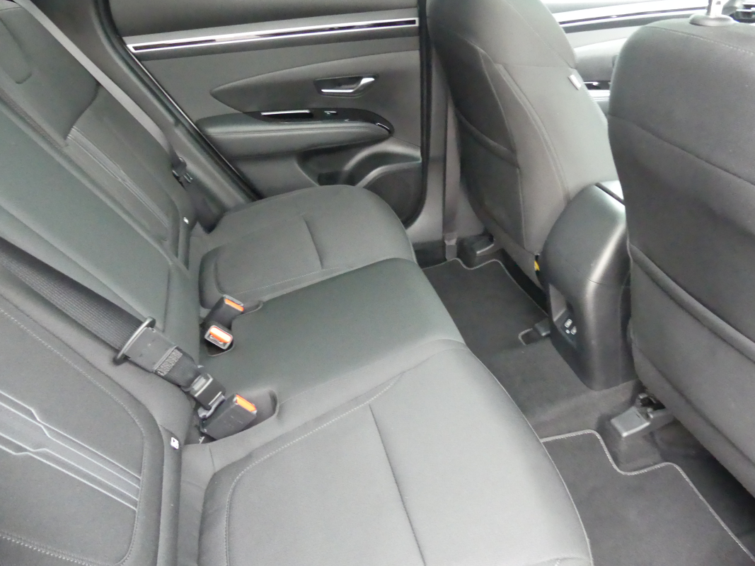 Hyundai Tucson — 13