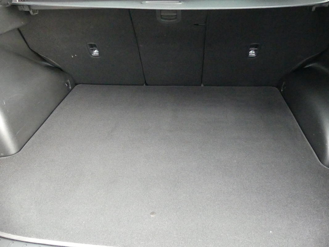 Hyundai Tucson — 12