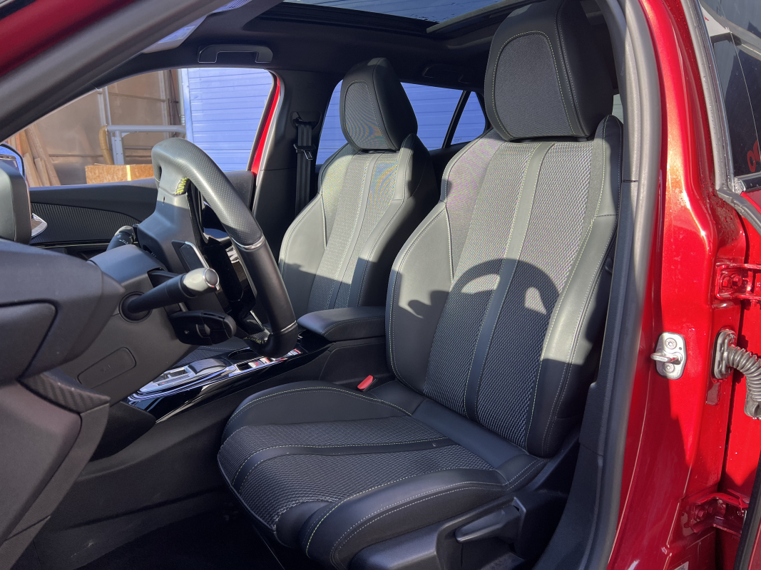 Peugeot 2008 — 10