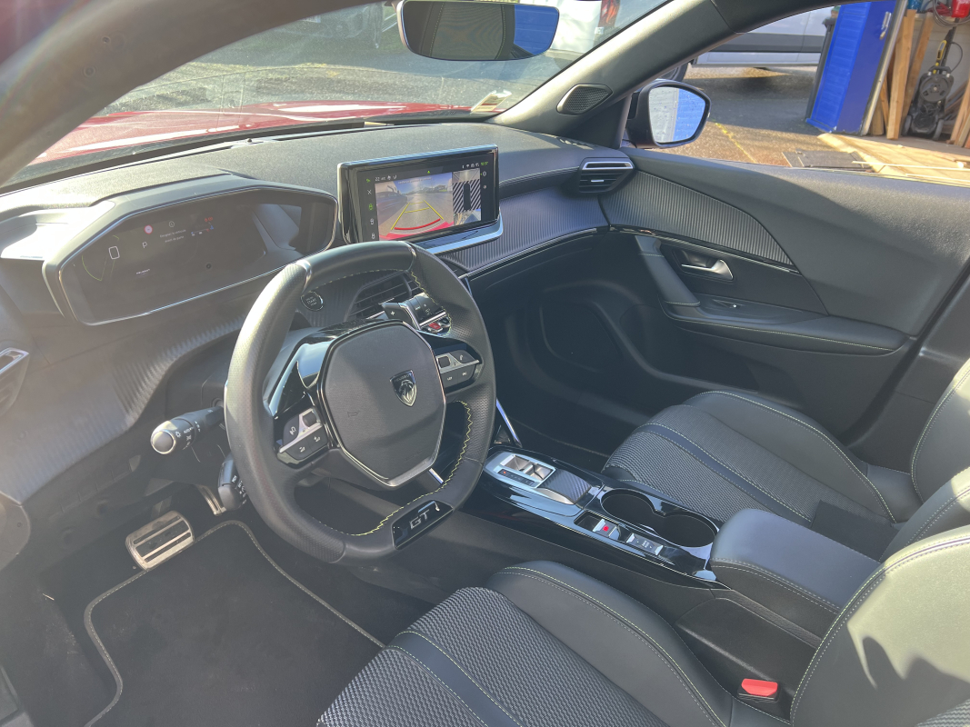 Peugeot 2008 — 11