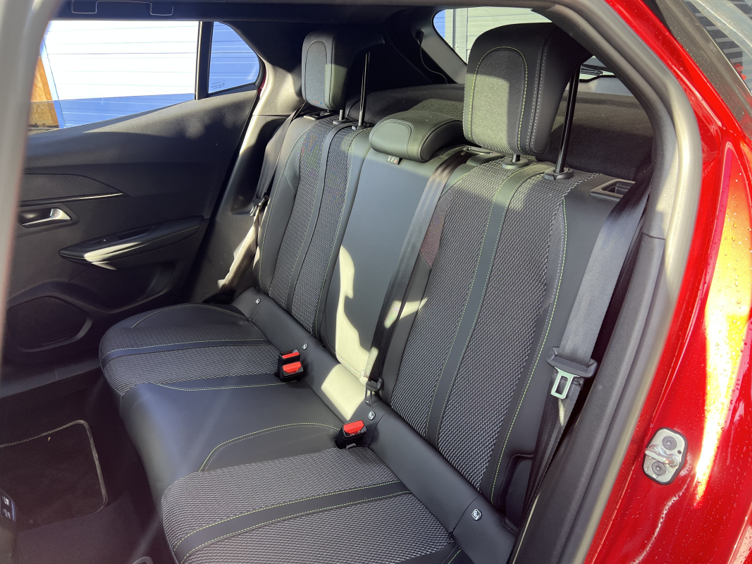 Peugeot 2008 — 22