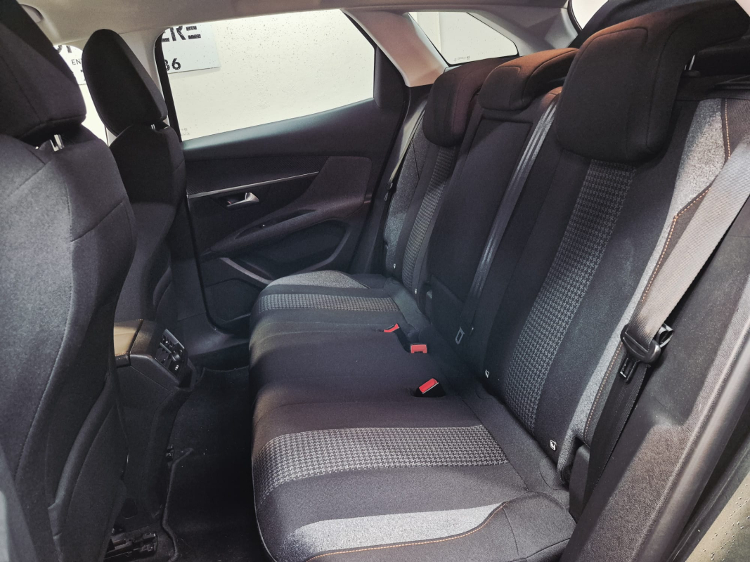 Peugeot 3008 — 19