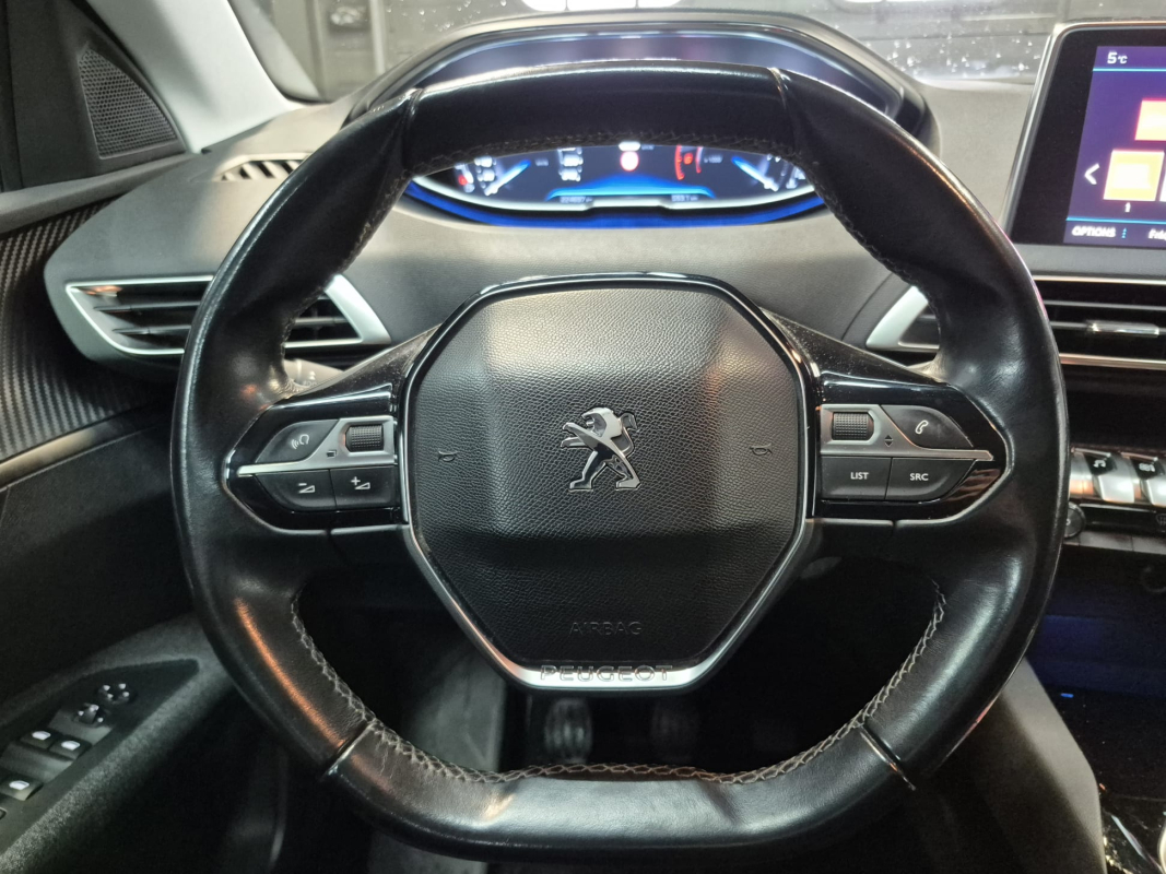 Peugeot 3008 — 13