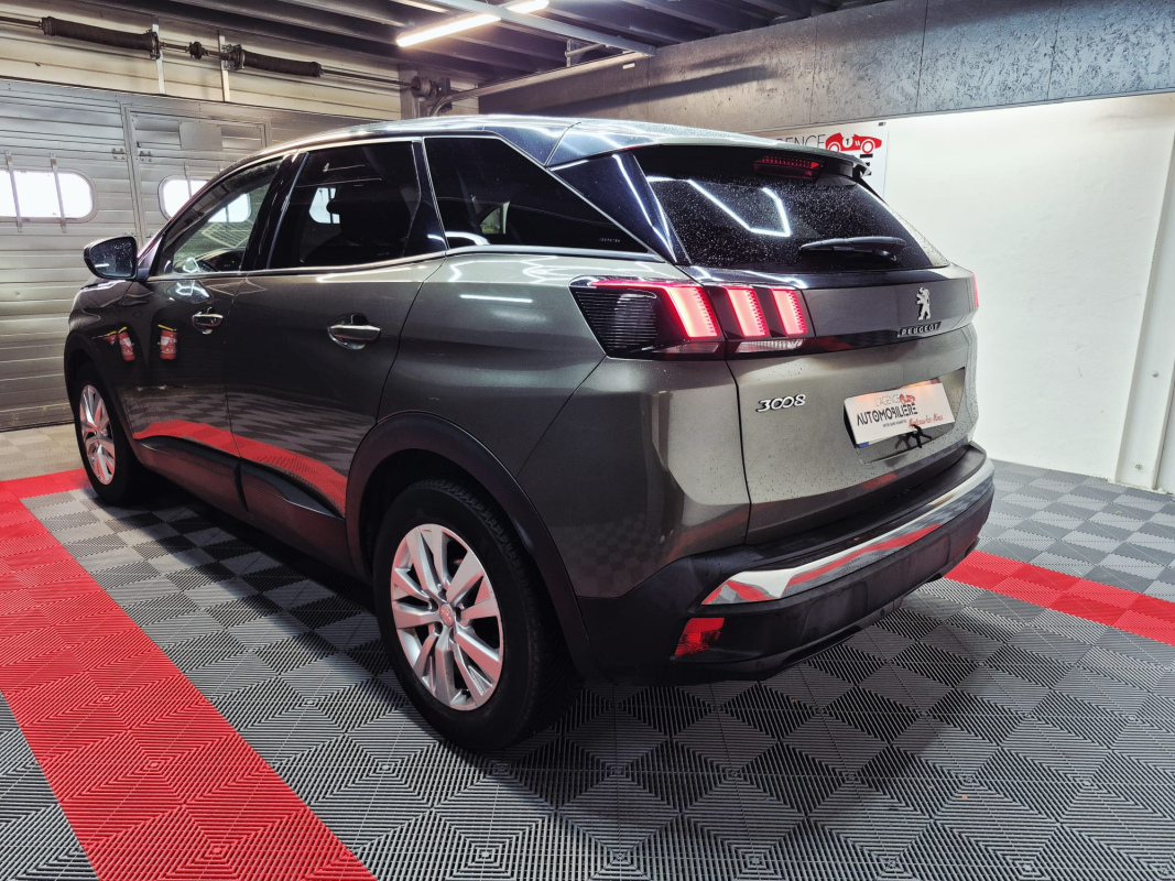 Peugeot 3008 — 7