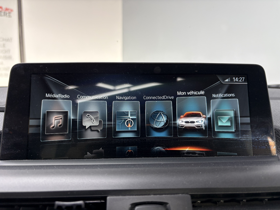 Bmw Série 1 — 23