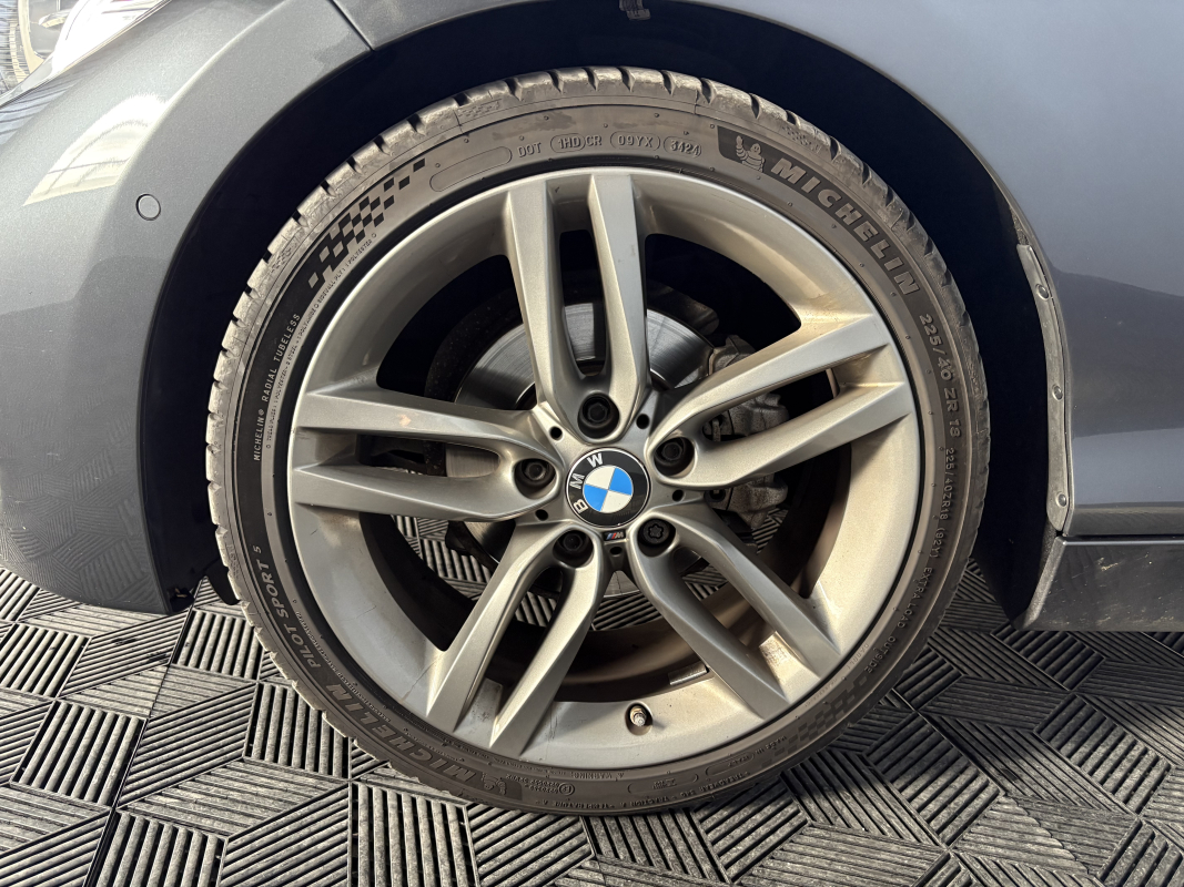 Bmw Série 1 — 25