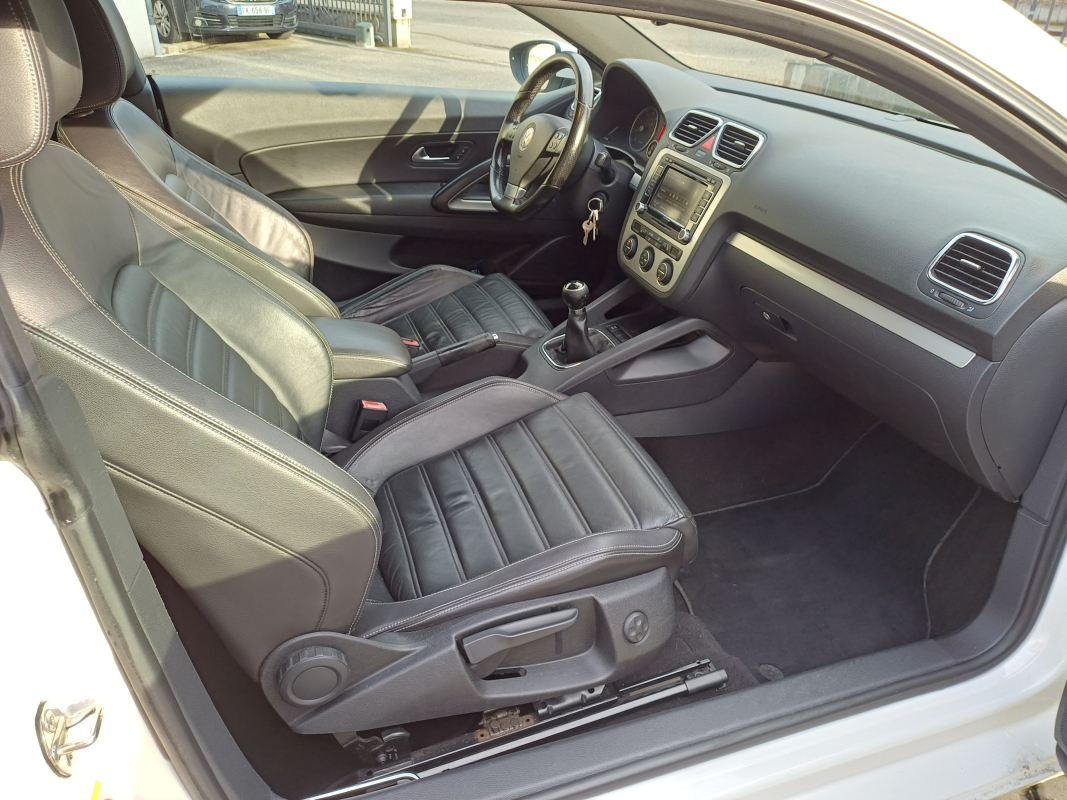 Volkswagen Scirocco — 13