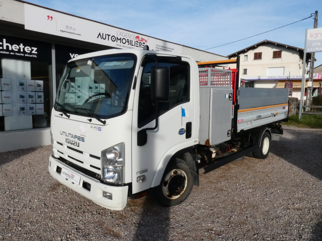 Isuzu N-Séries CCb