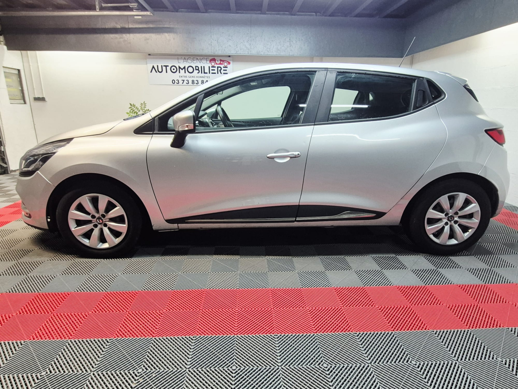 Renault Clio — 8