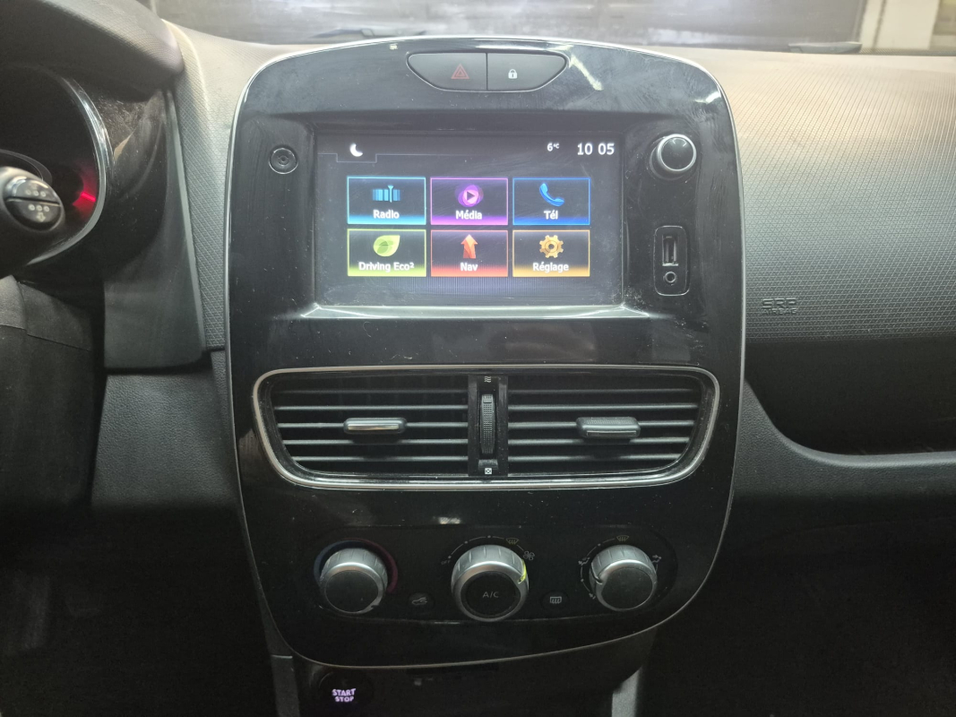 Renault Clio — 15