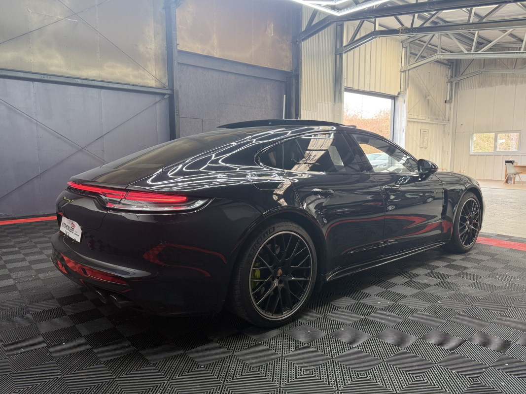 Porsche Panamera — 5