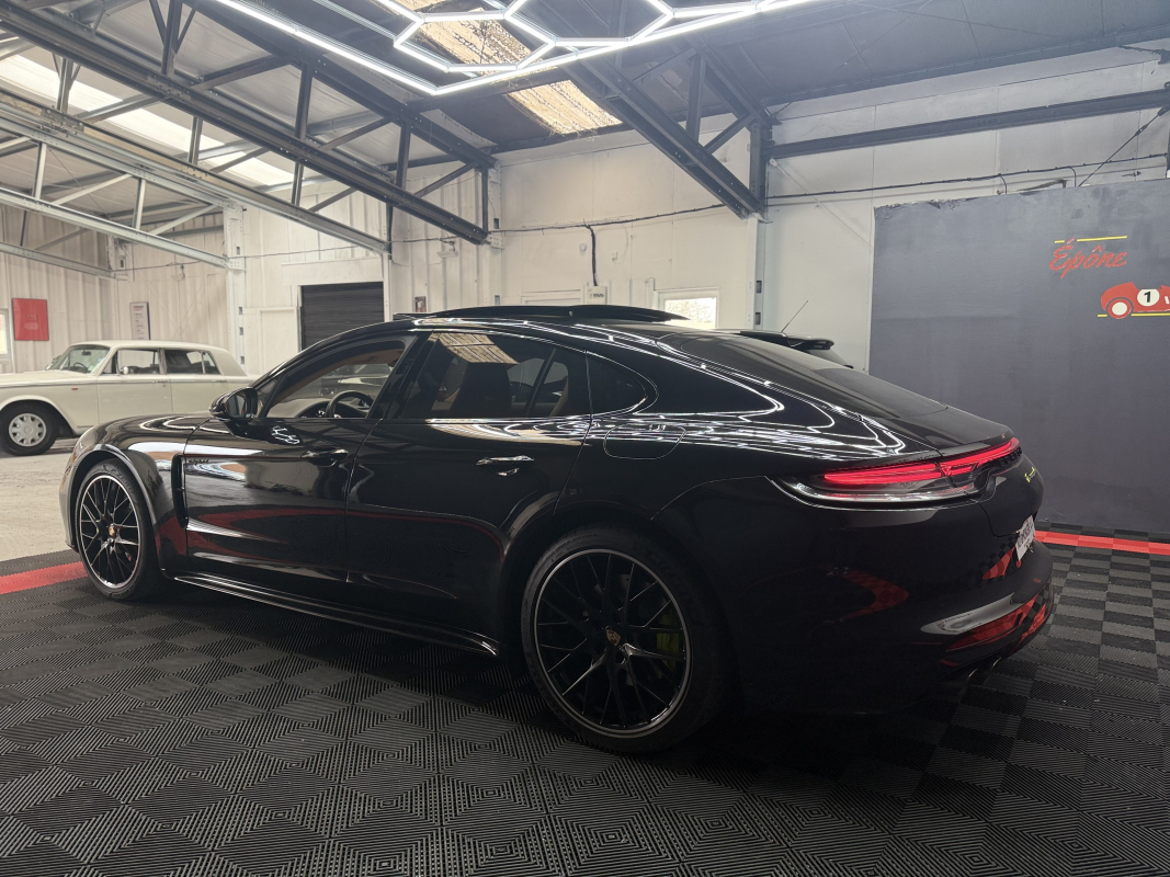 Porsche Panamera — 7