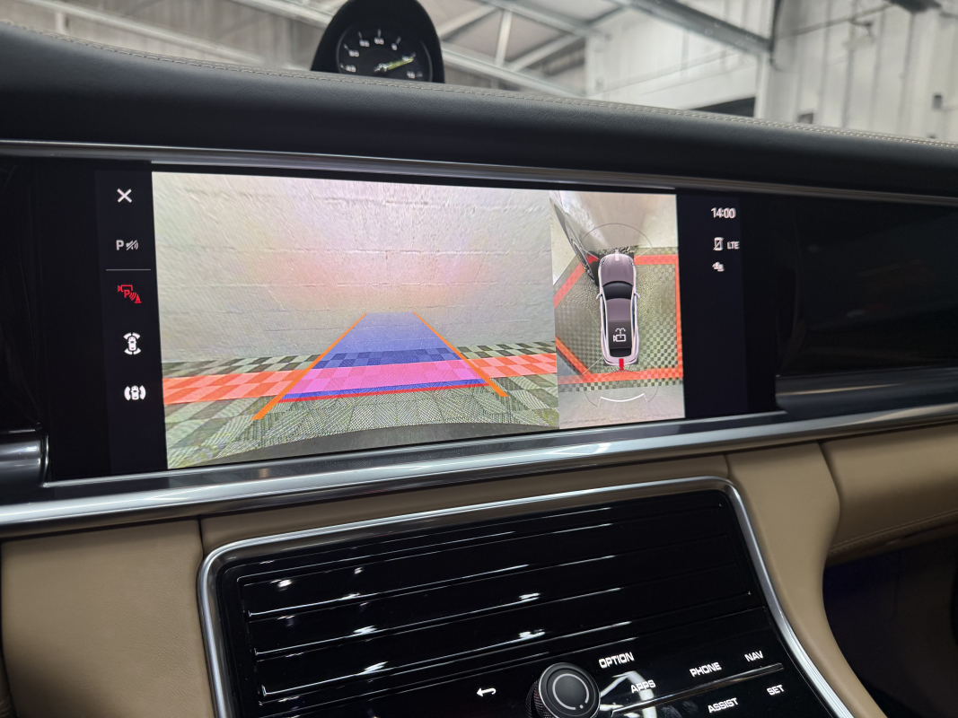Porsche Panamera — 29