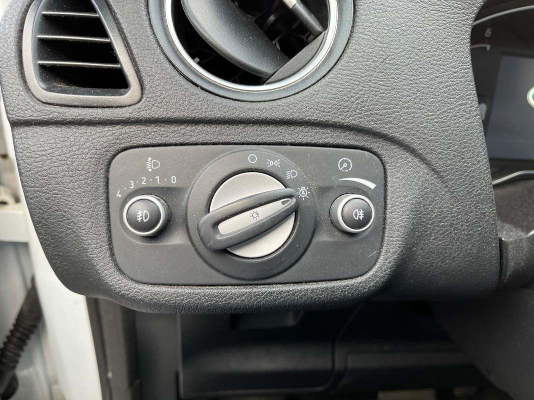 Ford S-Max — 18