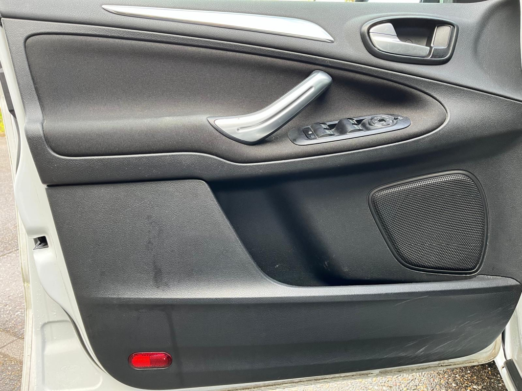 Ford S-Max — 22