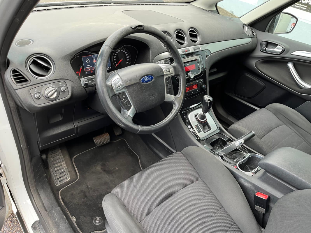 Ford S-Max — 5