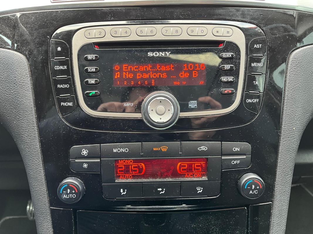 Ford S-Max — 16