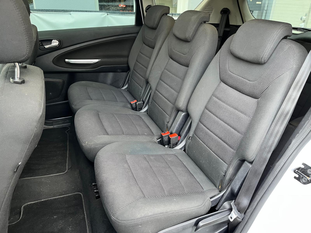 Ford S-Max — 6