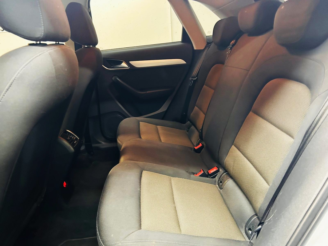 Audi Q3 — 16