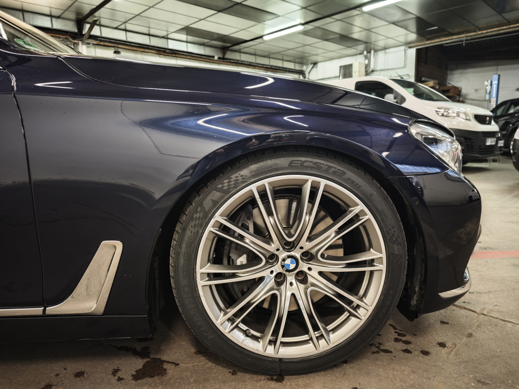 Bmw Série 7 — 16