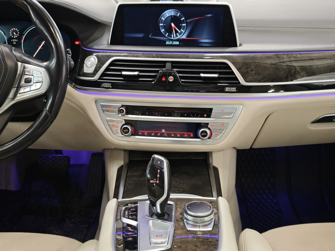 Bmw Série 7 — 20