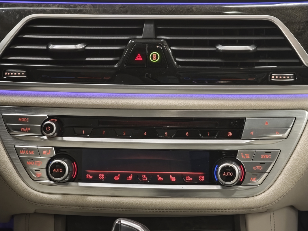 Bmw Série 7 — 22
