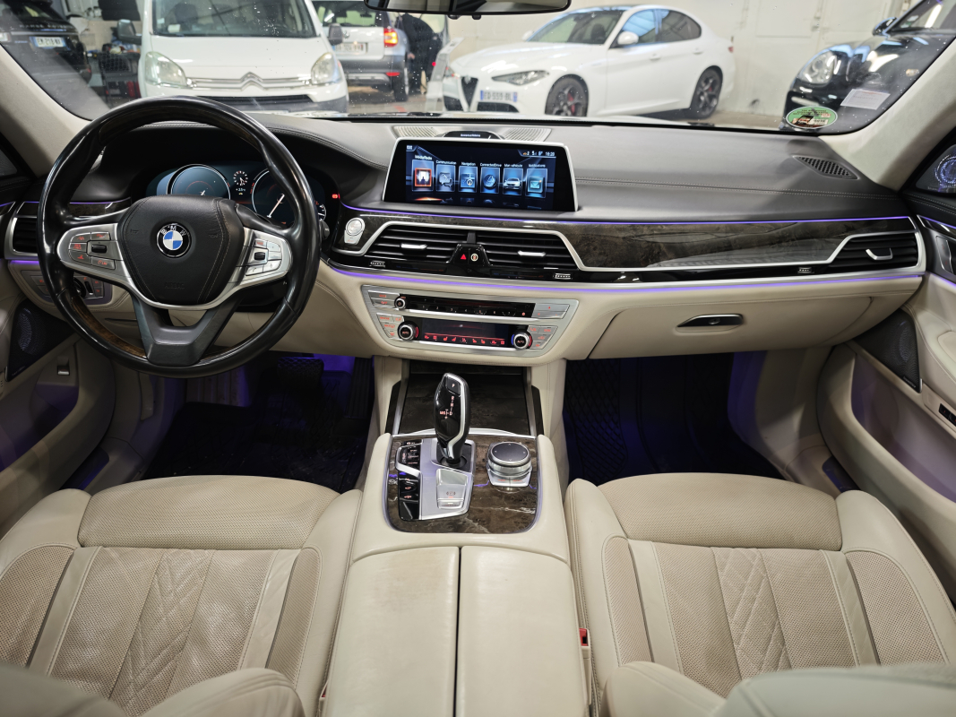Bmw Série 7 — 7