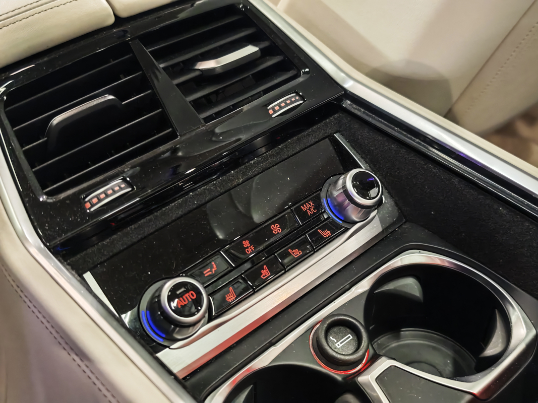 Bmw Série 7 — 13
