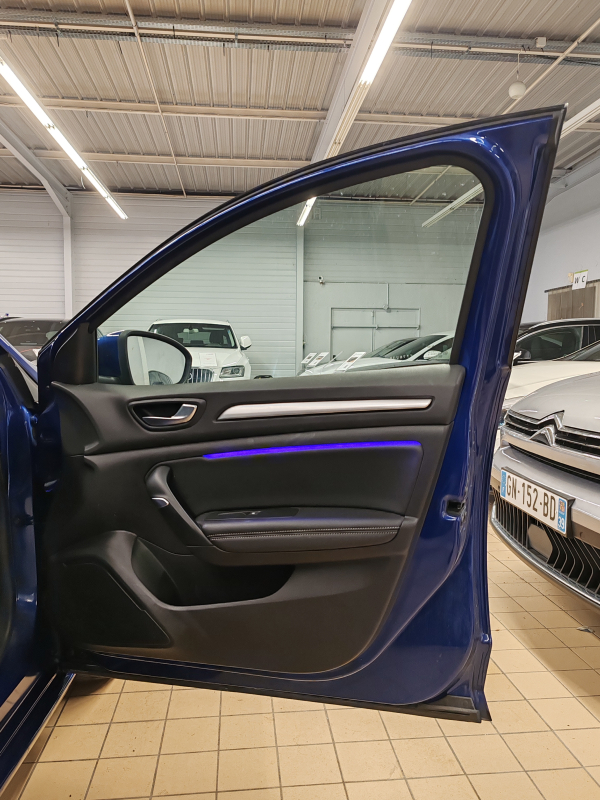Renault Megane — 28